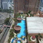 Family Empire Suites At Times Square